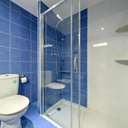 Apartment Hauzify I Apartament Neptu